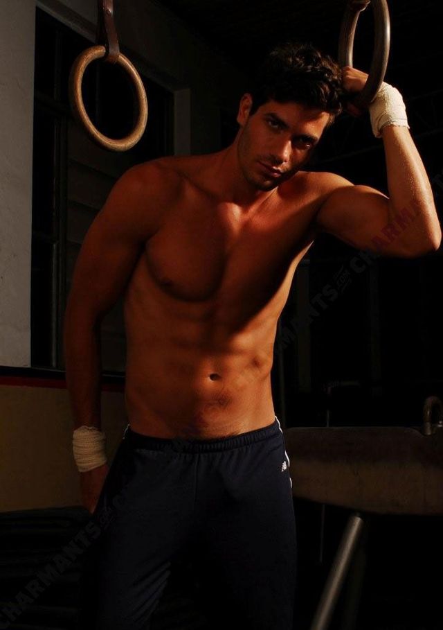 Sexy guys (60 pics)